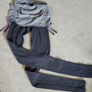 Lululemon ribbed skirted leggings sz 2